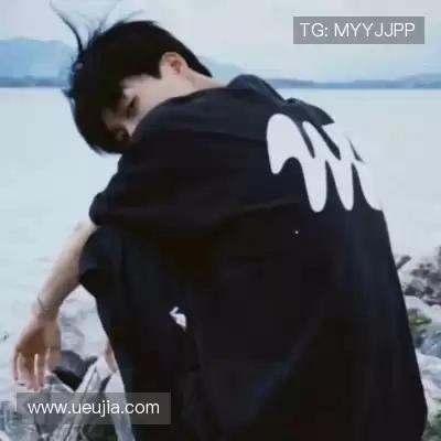 包奕和